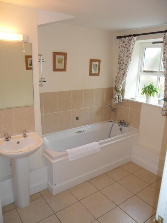 Detling Coachhouse Bed and Breakfast Maidstone Exterior foto