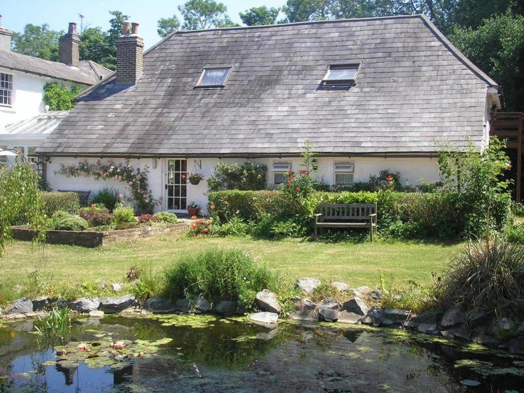 Detling Coachhouse Bed and Breakfast Maidstone Exterior foto
